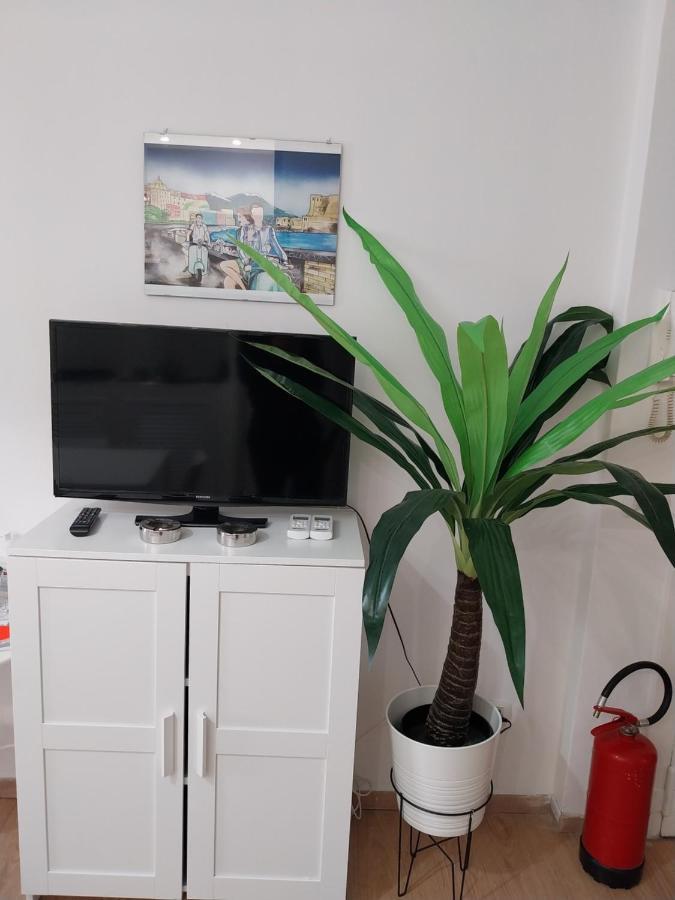 Molo 33 Napoli Apartment Bagian luar foto