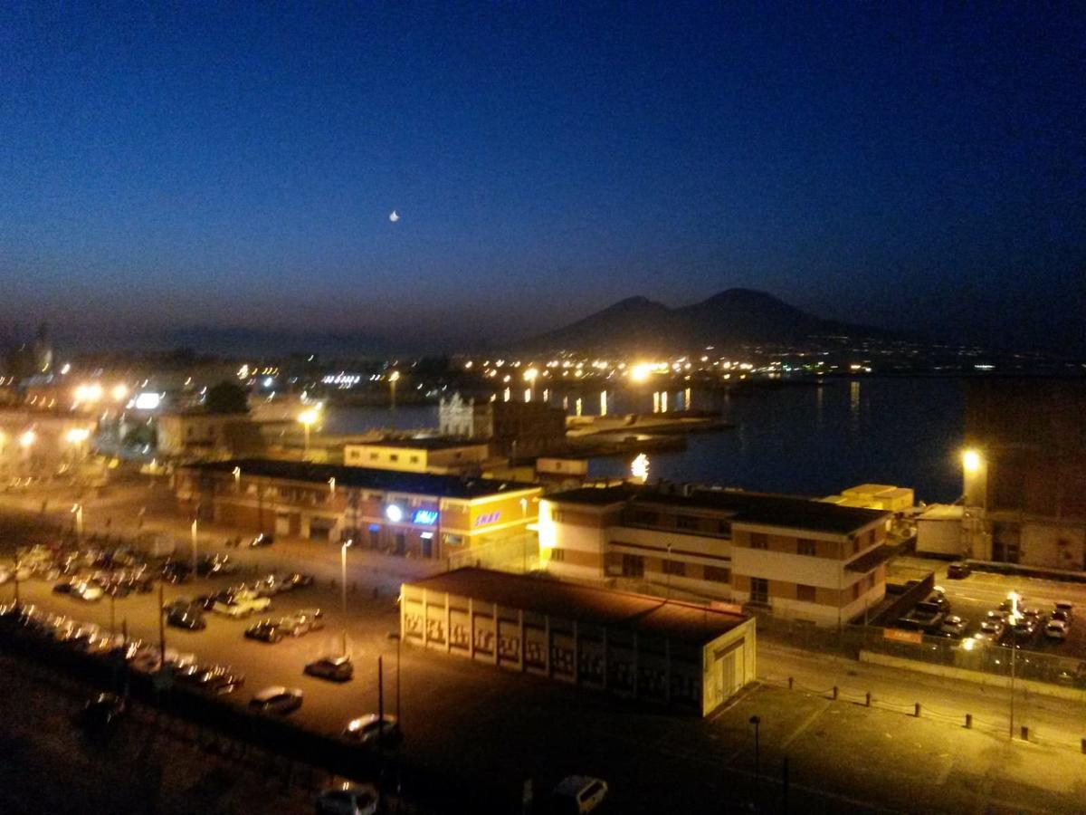 Molo 33 Napoli Apartment Bagian luar foto